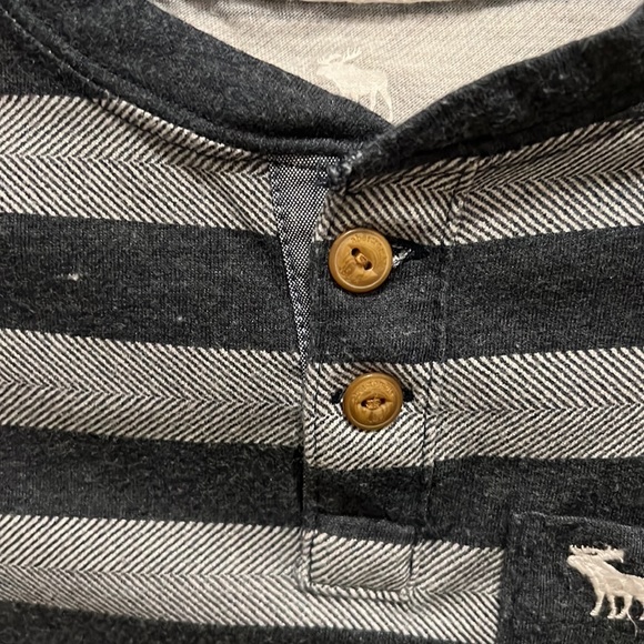 Abercrombie boys T shirt - Picture 7 of 9